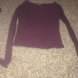 A nice fitting shirt for the winter or fall